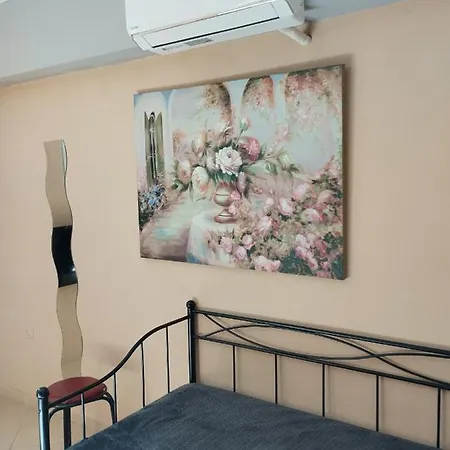 Апартаменти Cozy In *